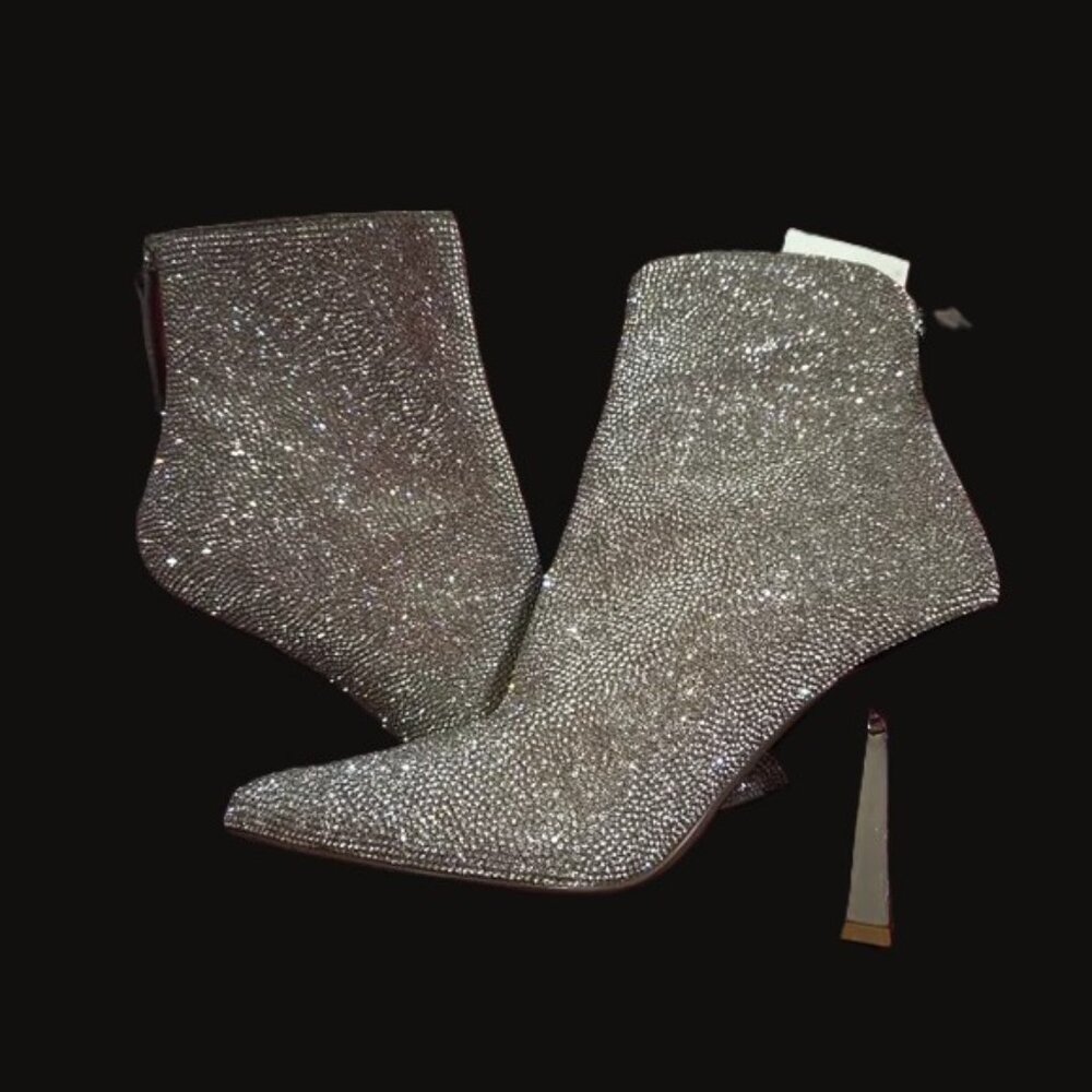 Steve Madden Rhinestone Sparkle Pointed Toe Ankle Boot Size 8.5